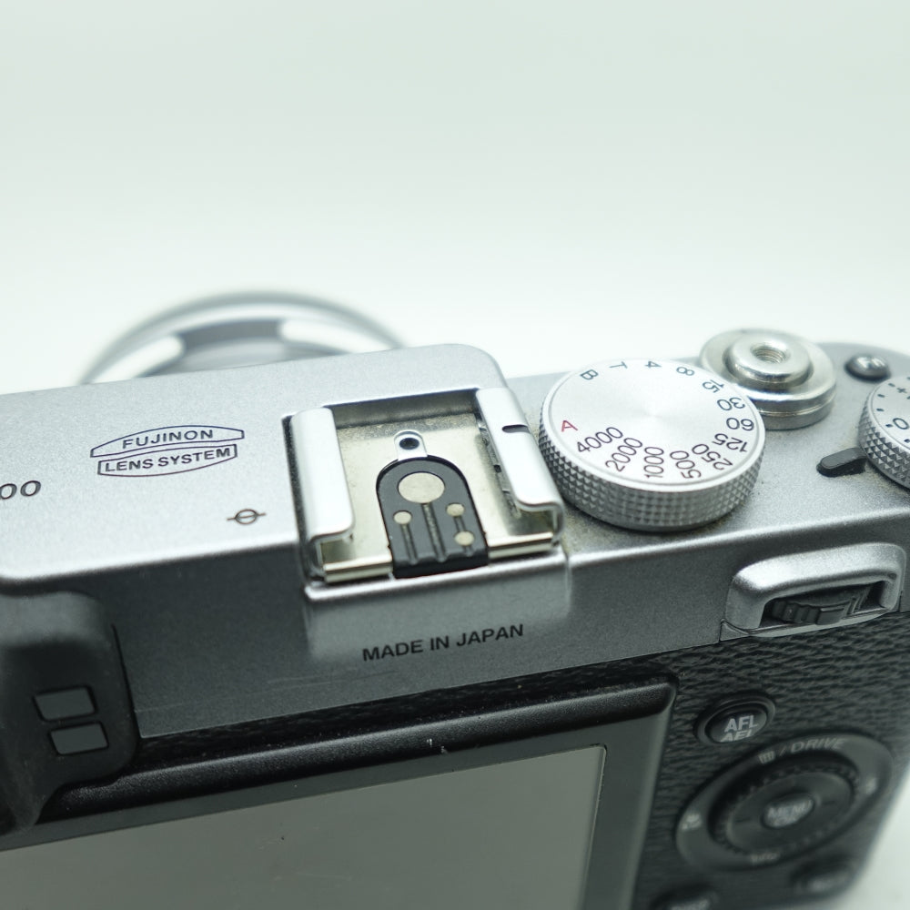 Used Fujifilm X100 |12.3MP APS-C | Digital Camera | Silver | U8