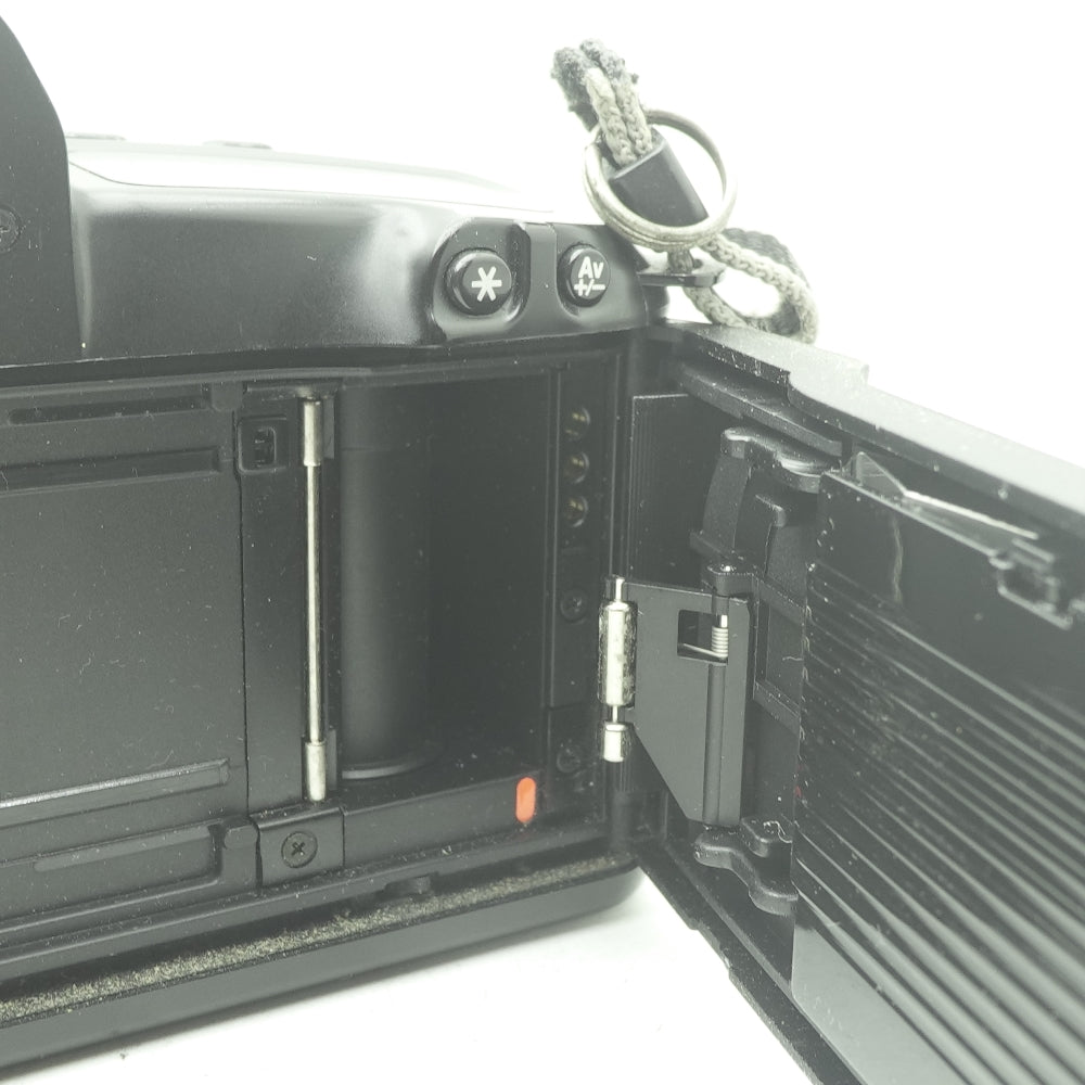 Used Canon EOS Rebel XS | 35mm DSLR | U9
