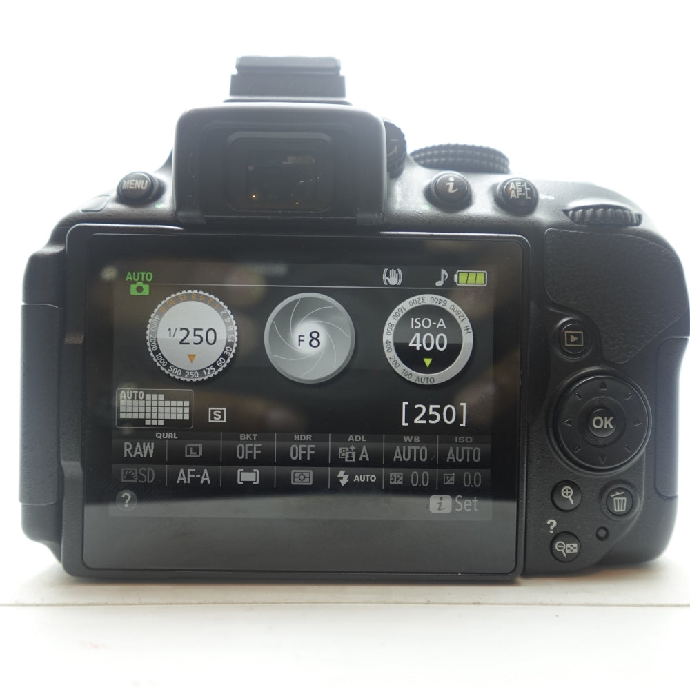 Used Nikon D5300 | Black | U8