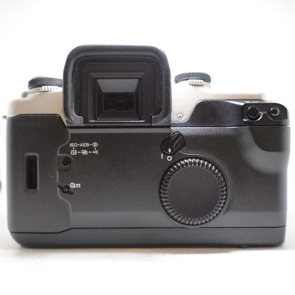 Used Canon EOS Elan II | Silver | U8