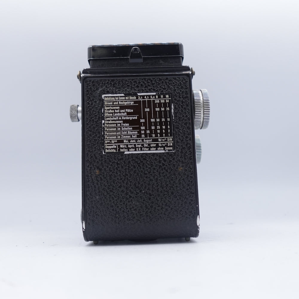 Used Rolleicord II Model 3 Medium Format Twin Lens Reflex Camera | Black | U8