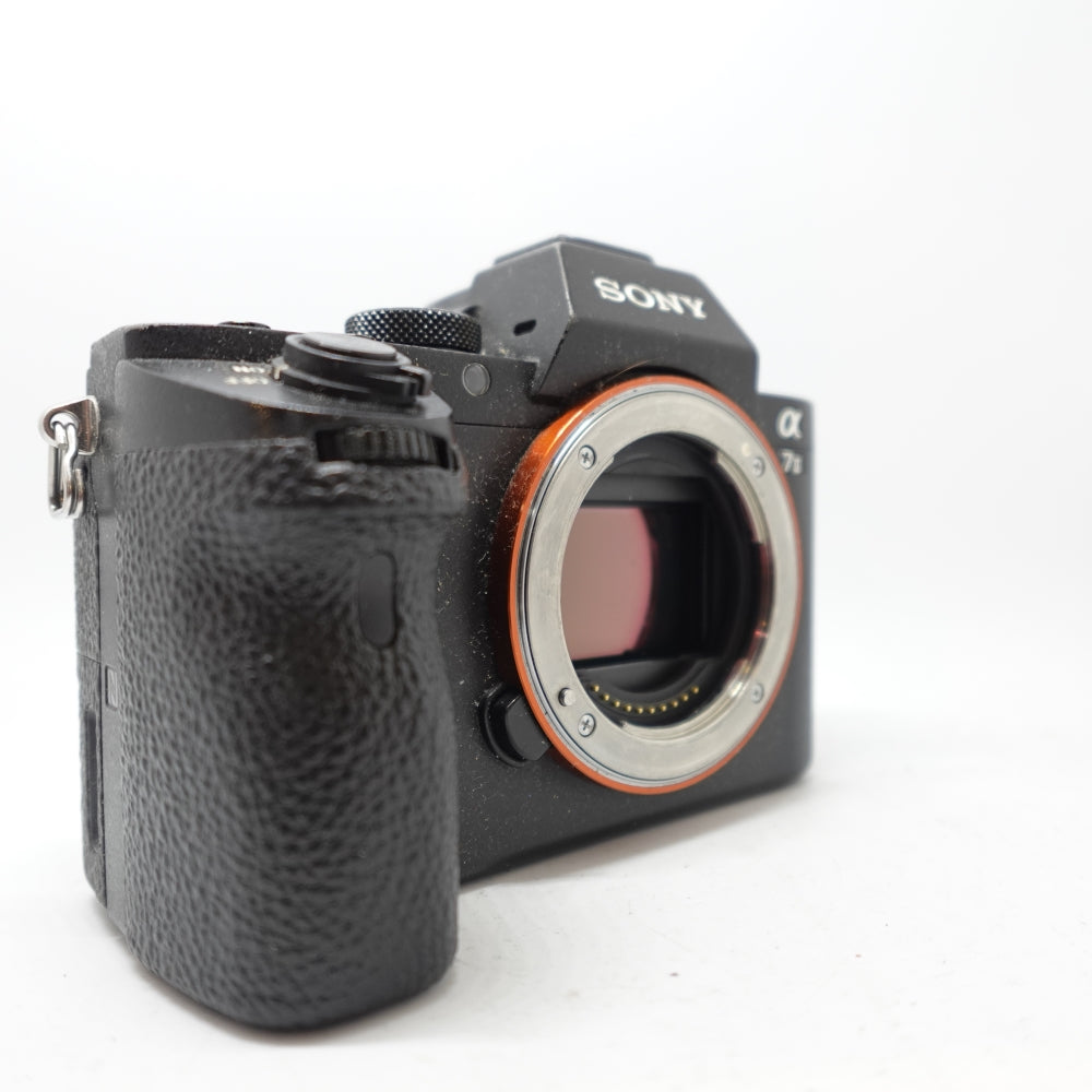 Used Sony a 7II Mirrorless Camera Body | Black | U8