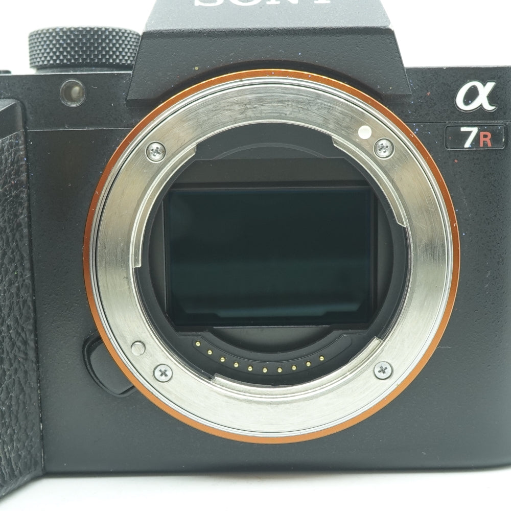 Used Sony A7R2 | Black | U8