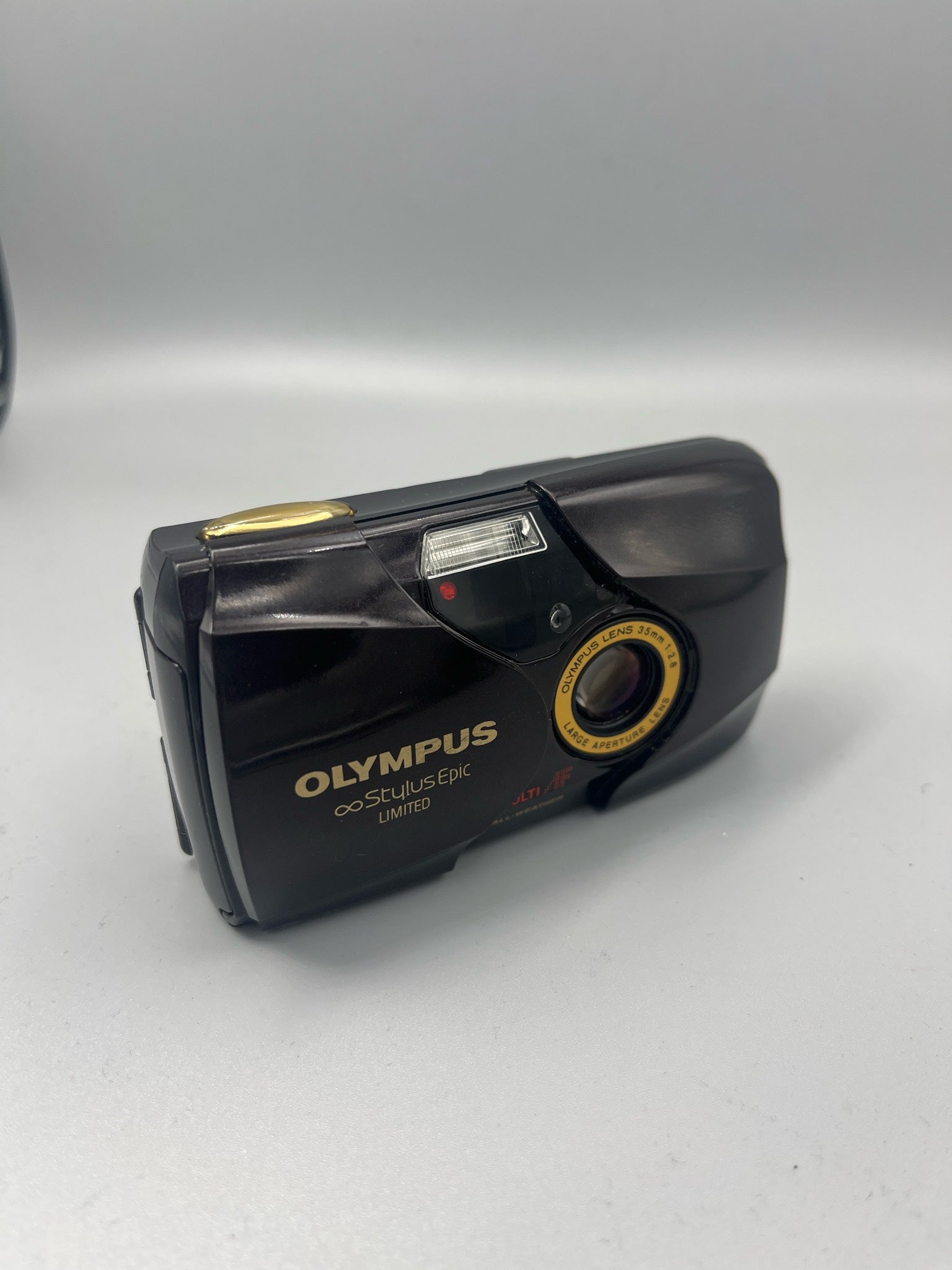 Used Olympus Stylus Epic MJU II Limited Edition - Used Very Good