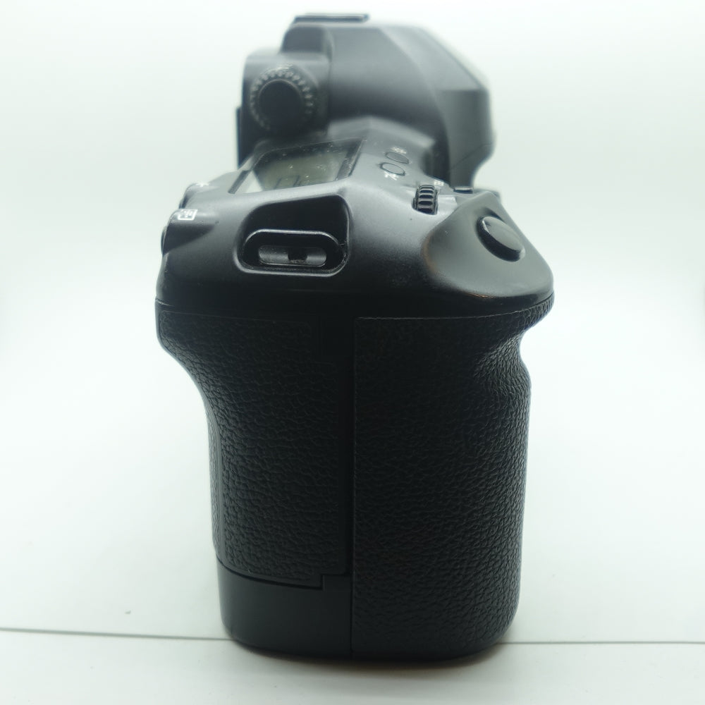Used Canon EOS 3 | 35mm AF SLR Camera | Black | U8