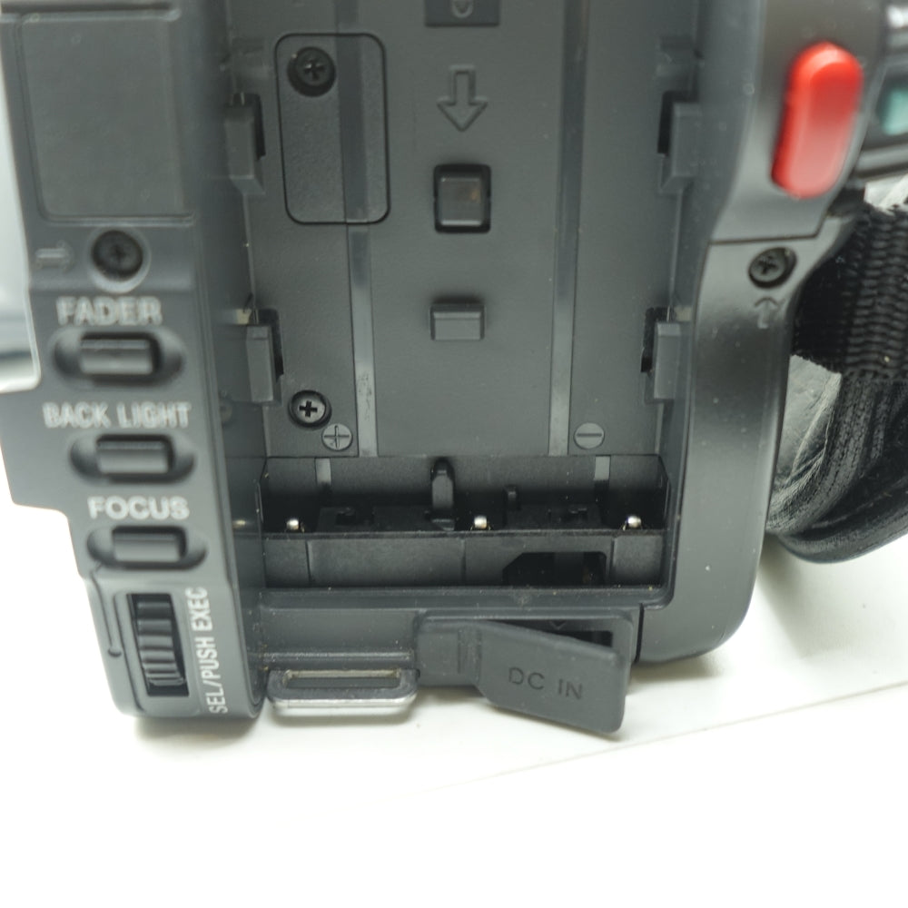 Used Sony Handycam Vision | CCD-TRV108 | HI-8 | U8