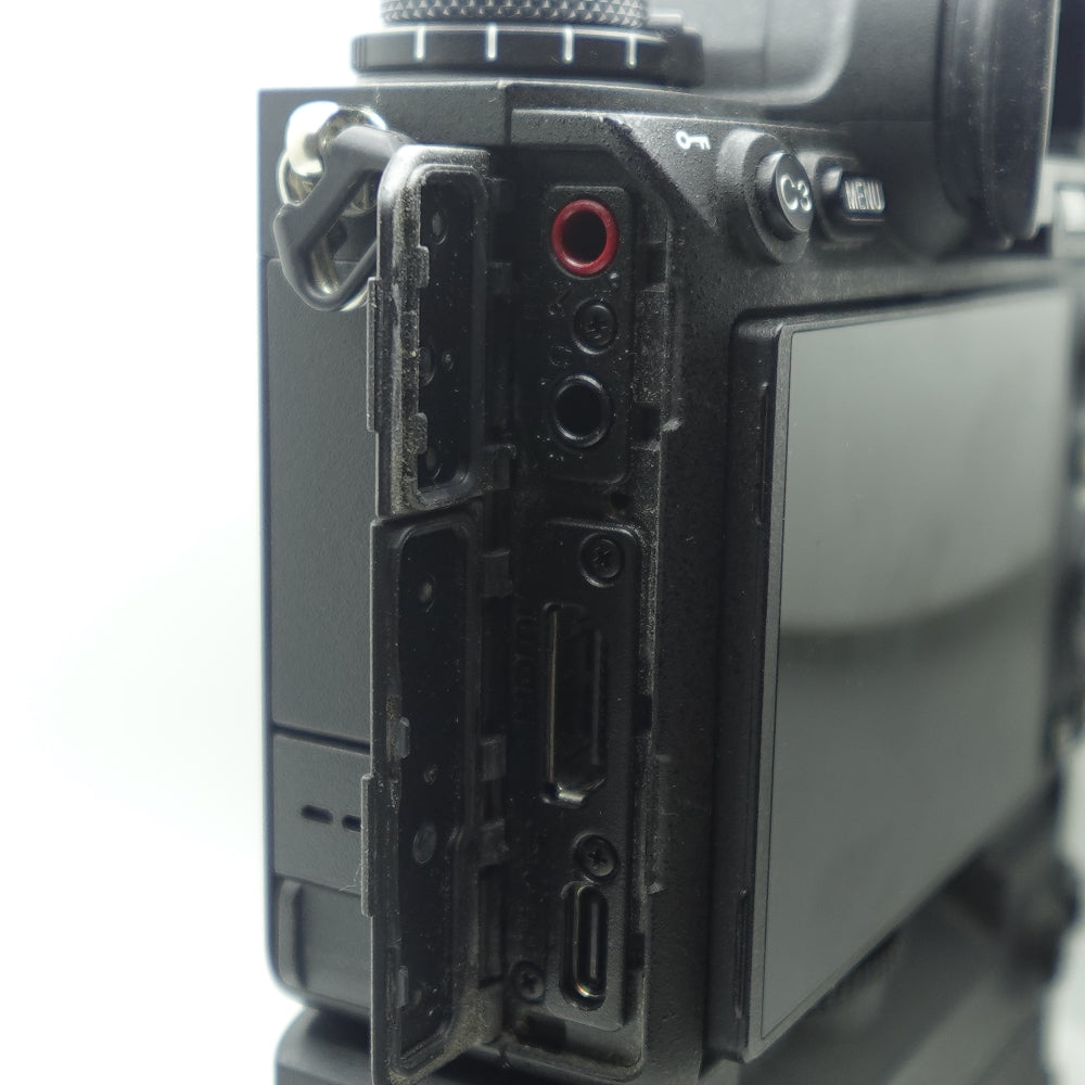 Used Sony A1 Mirrorless Camera W/ VG-C4EM Battery Grip | U8