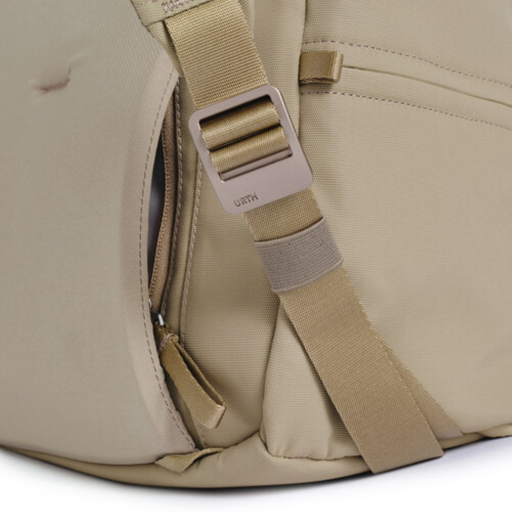 Urth Arkose 20L Backpack | Beige