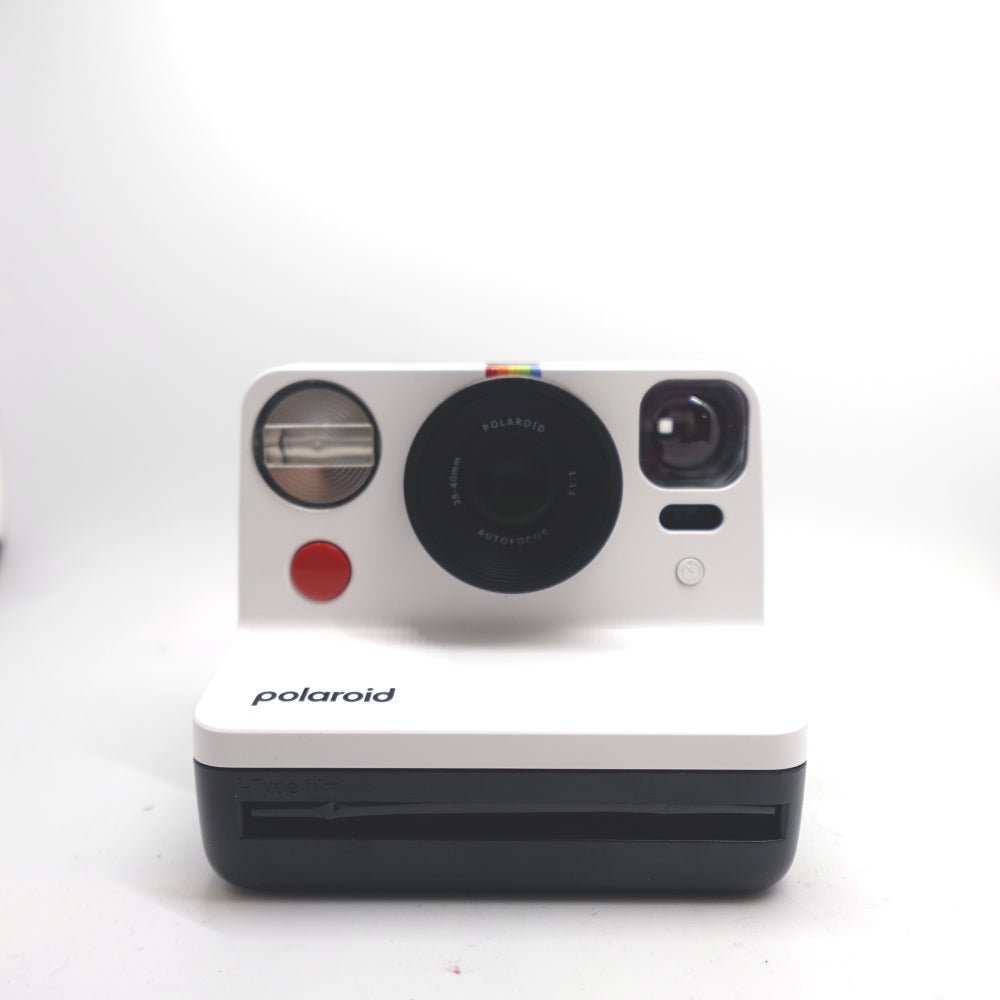 Used Polaroid Originals Now I-Type Instant Film Camera | White | U9+