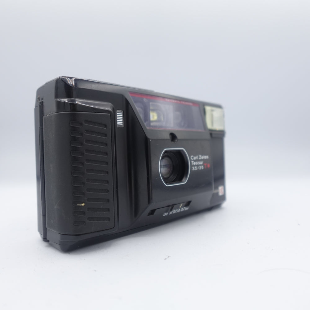 Used Yashica T AF 35mm Point and Shoot Camera | Black | U9