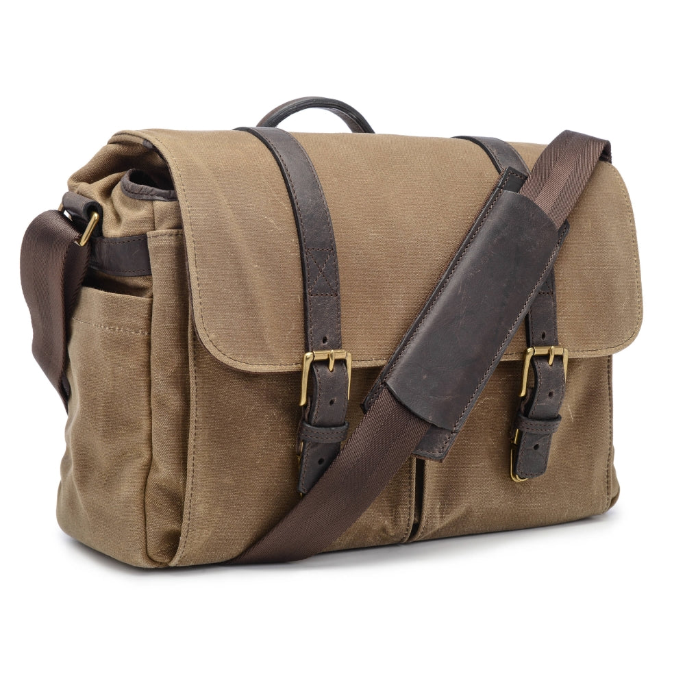 ONA The Brixton Camera Messenger Bag | Field Tan  -U9