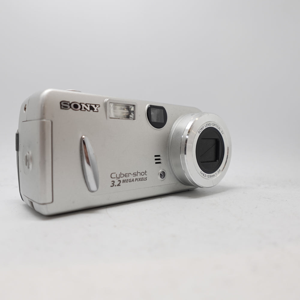 Used Sony Cyber-shot DSC-P52 Digital Point and Shoot Camera | Silver | U8+