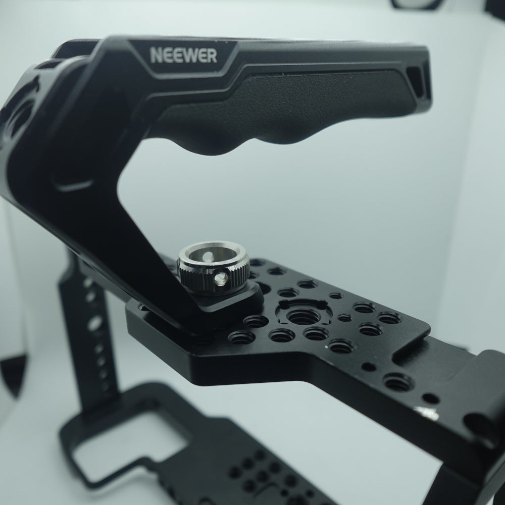 Used BMCCP6K Cage W/ Neewer Top handle | Black | U8