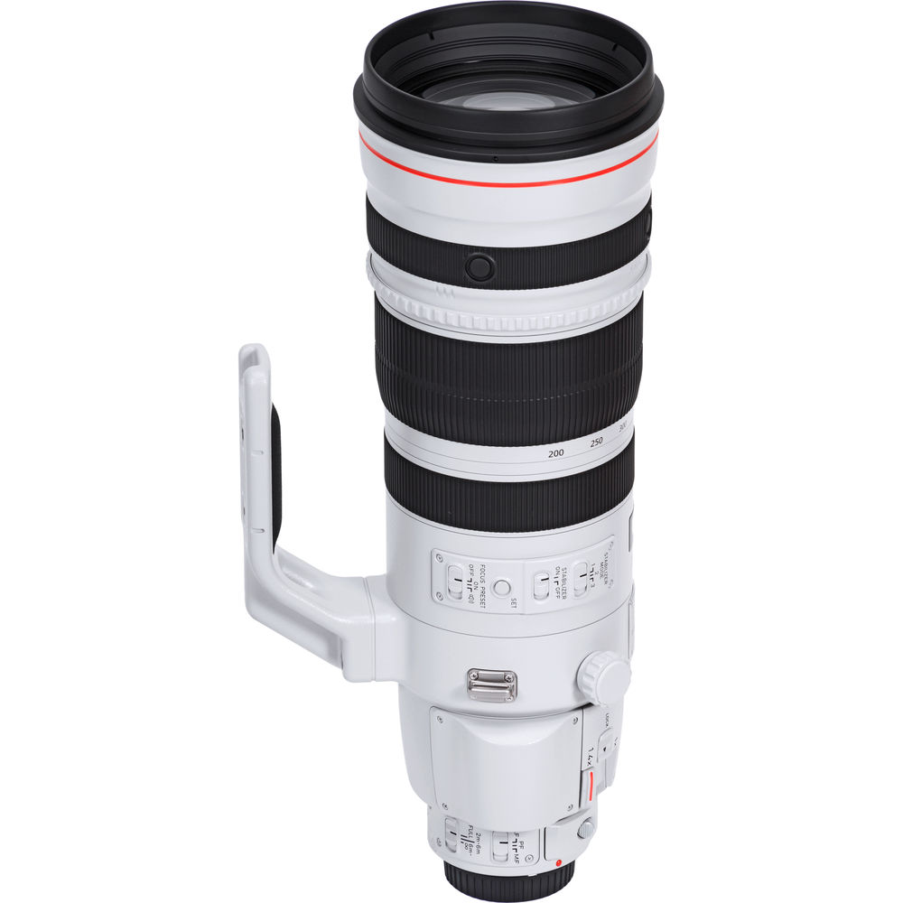 Canon EF 200-400mm f/4L IS USM Extender 1.4X Lens