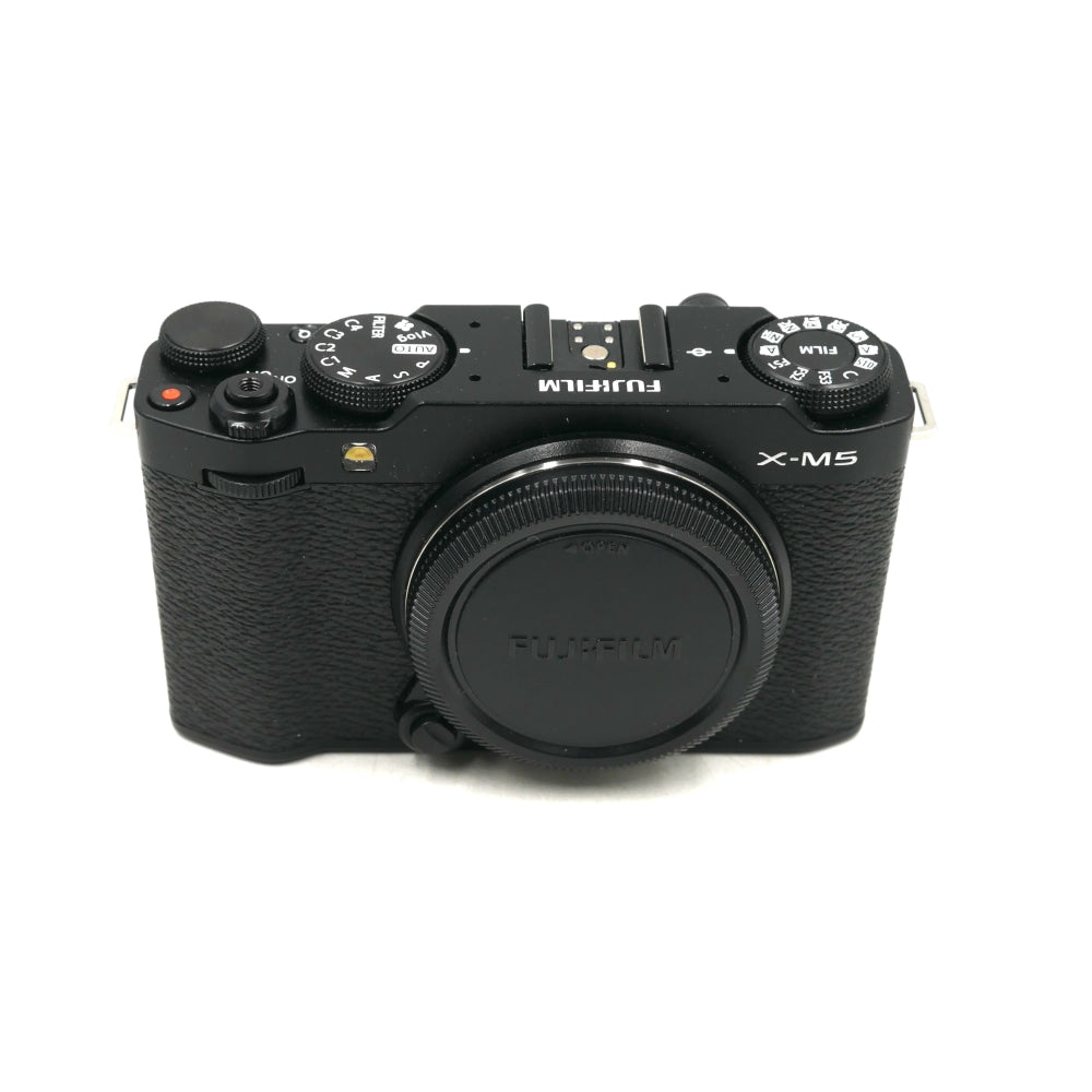 FUJIFILM X-M5 Mirrorless Camera with XC 15-45mm f/3.5-5.6 Lens | Black   - U9+