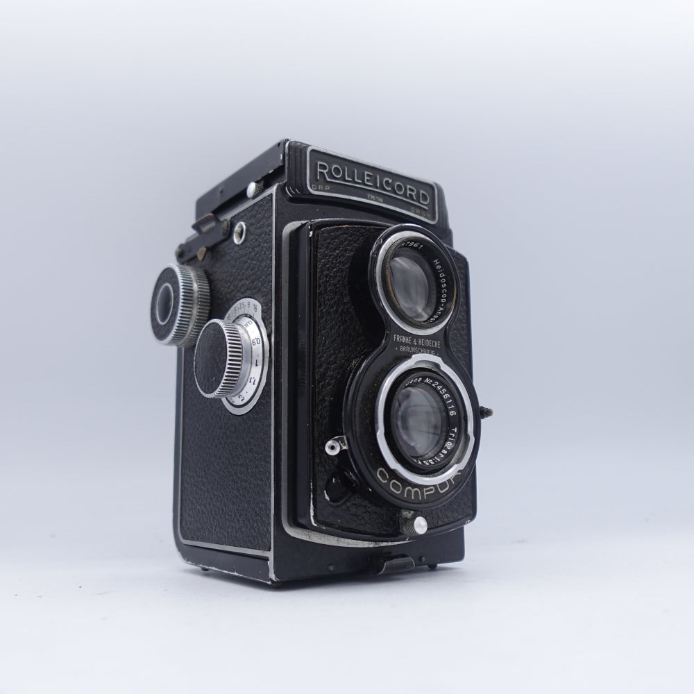 Used Rolleicord II Model 3 Medium Format Twin Lens Reflex Camera | Black | U8