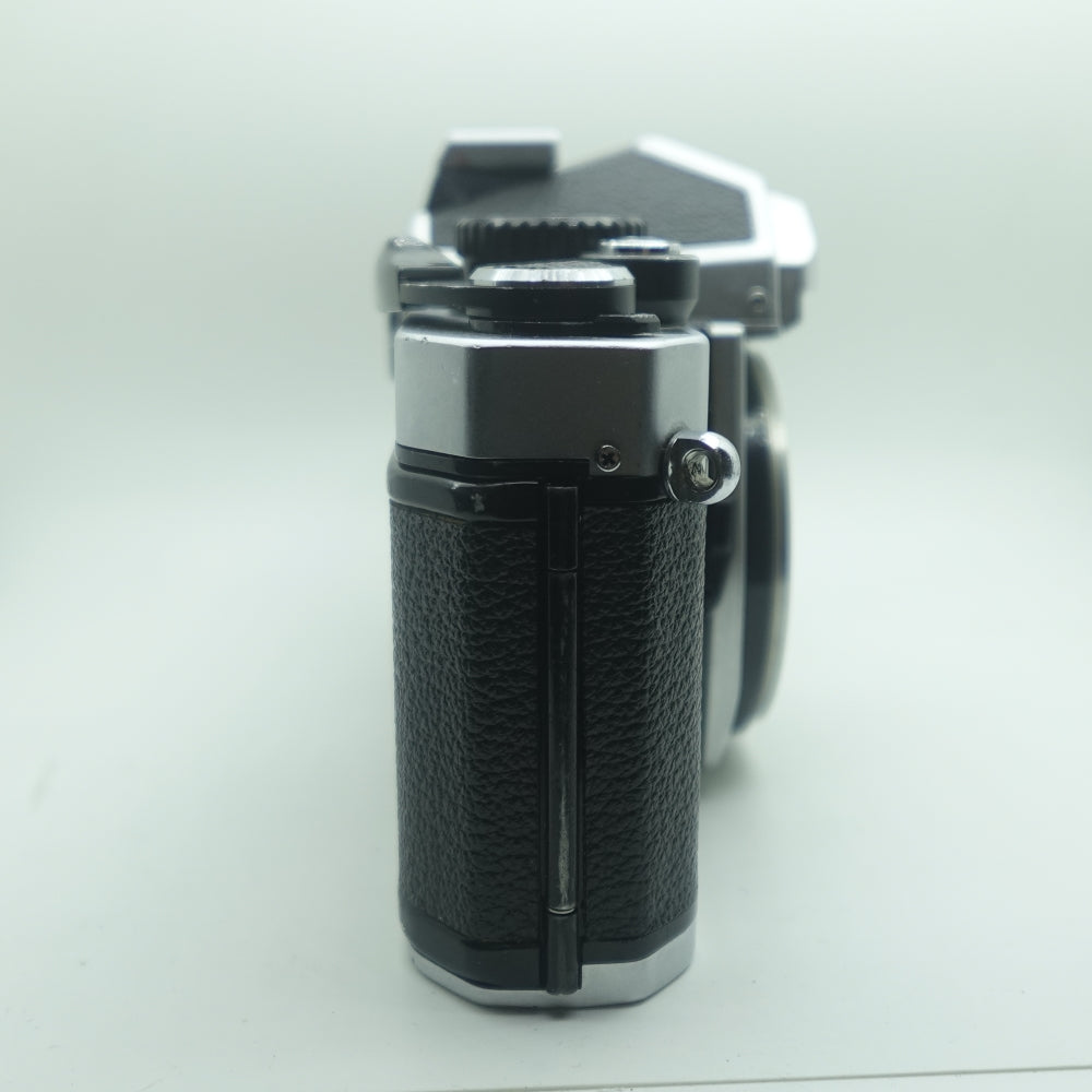 Used Nikon FM2 35mm SLR Camera Body | Silver | U8
