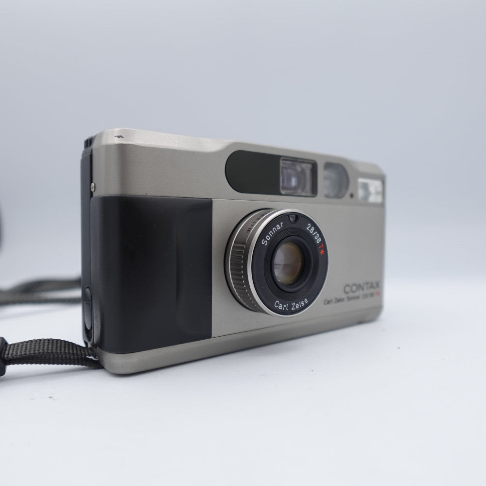 Used Contax T2 35mm Point and Shoot Camera | Silver | U9