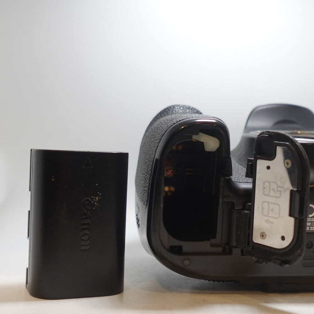 Used Canon EOS 70D | DSLR | U8