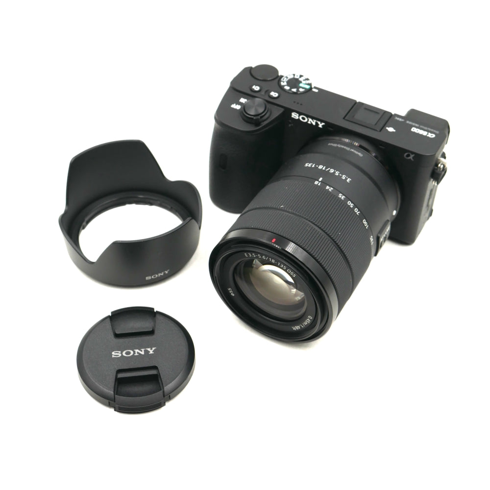 Sony Alpha a6600 Mirrorless Digital Camera with 18-135mm Lens **OPEN BOX**