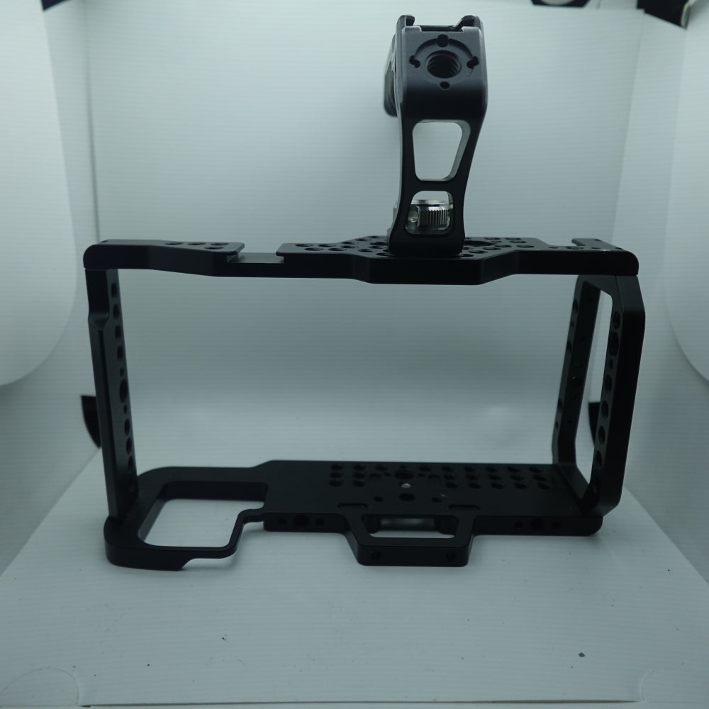 Used BMCCP6K Cage W/ Neewer Top handle | Black | U8