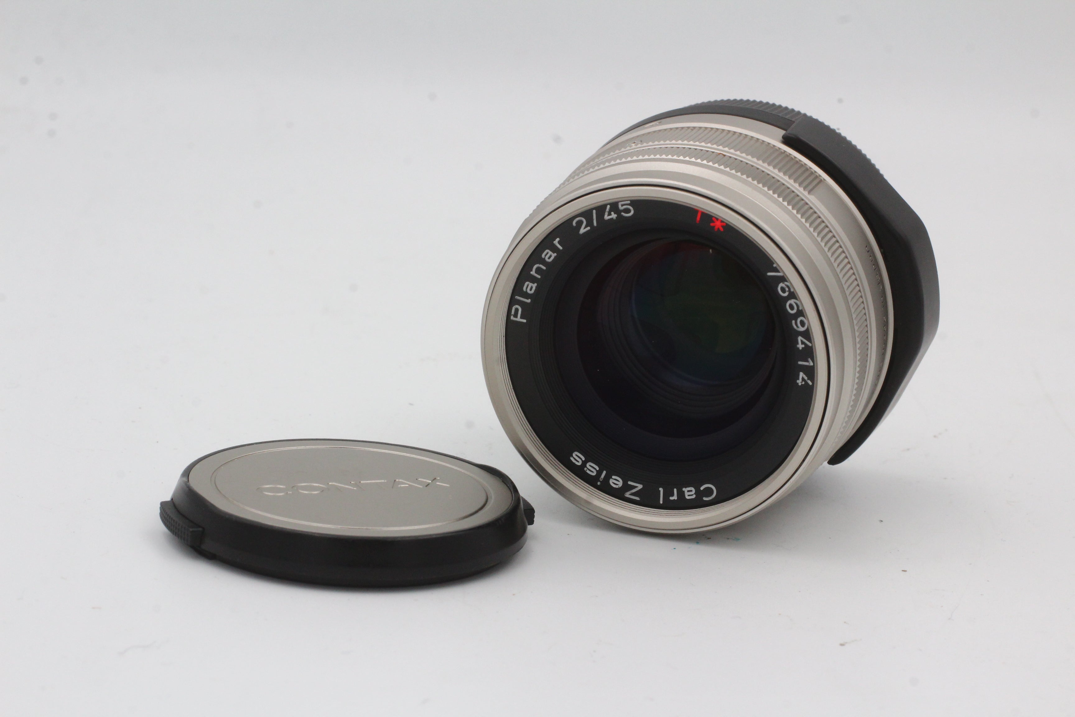 Used Contax G 45mm f/2 T* Planar Lens Chrome - Used Very Good