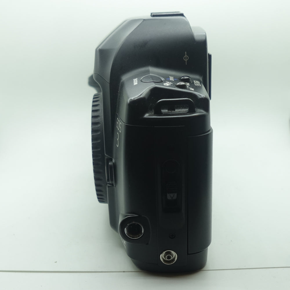 Used Canon EOS 3 | 35mm AF SLR Camera | Black | U8