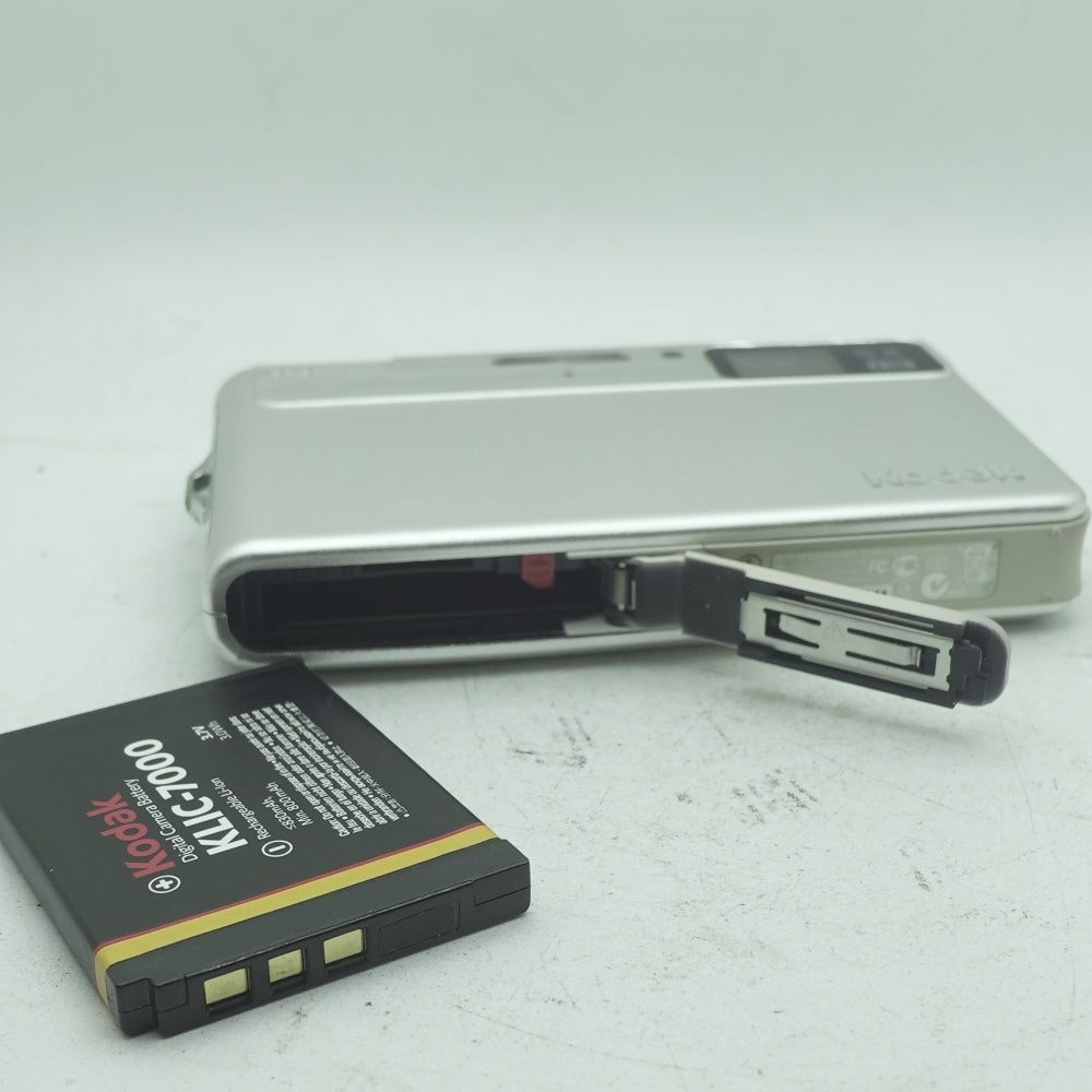 Used Kodak M590 | Silver | U8