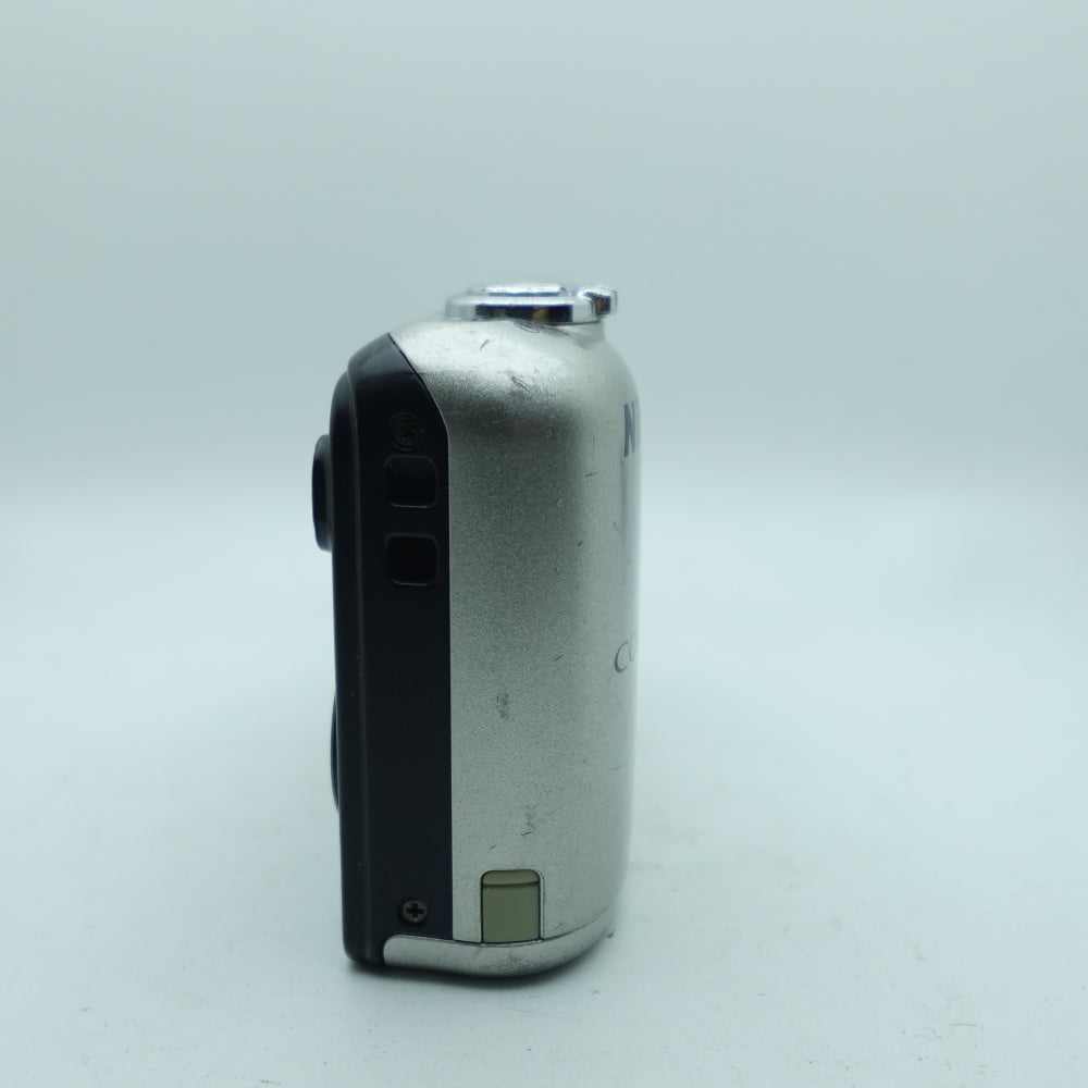 Used Nikon Coolpix L27 | Silver | U8