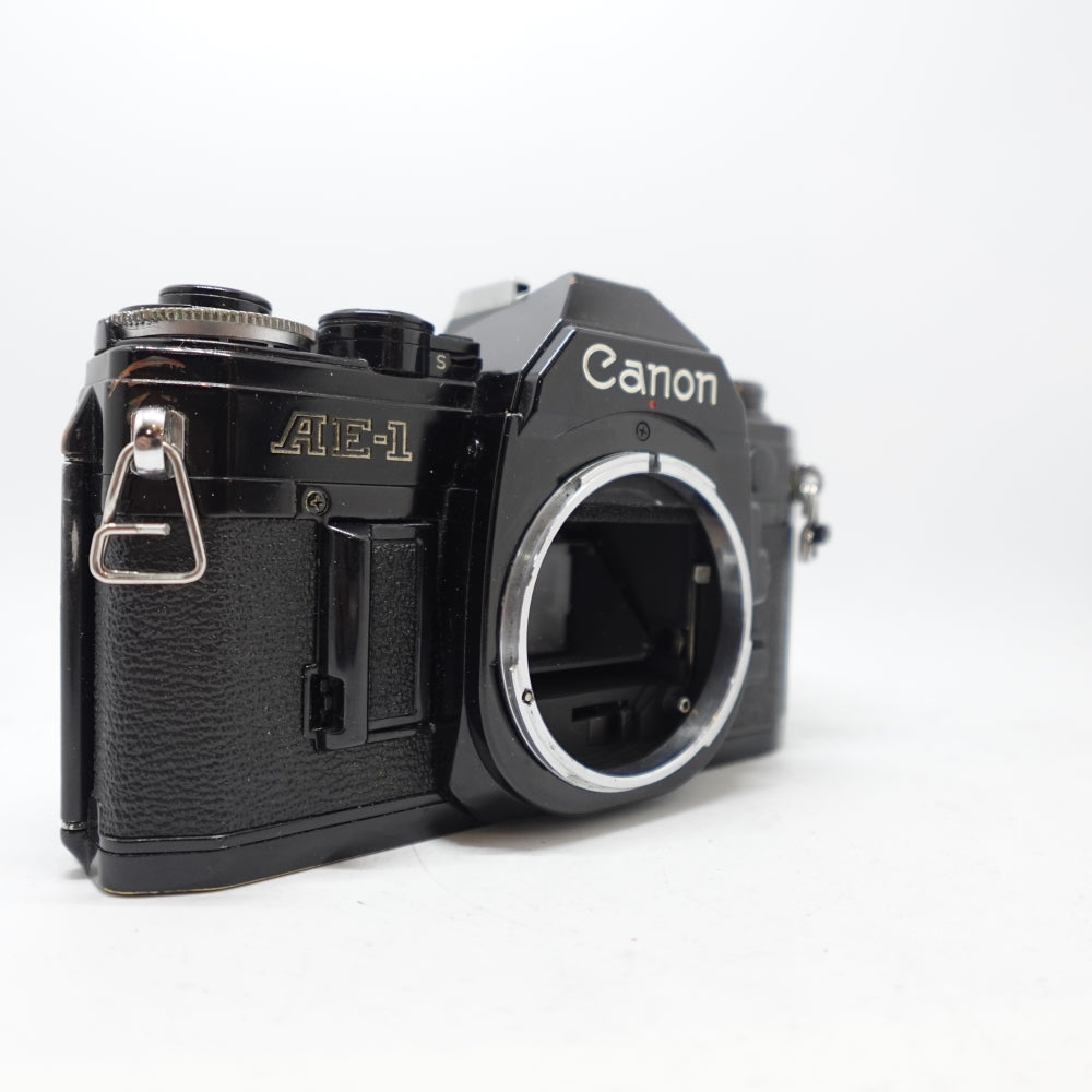 Used Canon AE-1 35mm SLR Camera Body | Black | U9