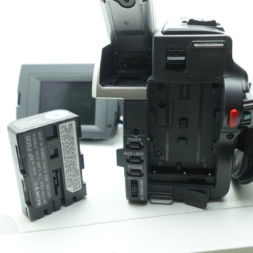 Used Sony Handycam Vision | CCD-TRV108 | HI-8 | U8