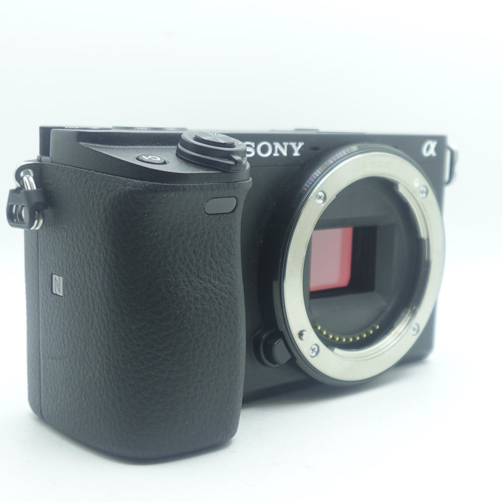 Used Sony A6400 | Black | U8