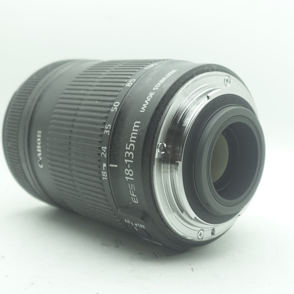 Used Canon 18-135mm EF-S F/3.5-5.6 | U7