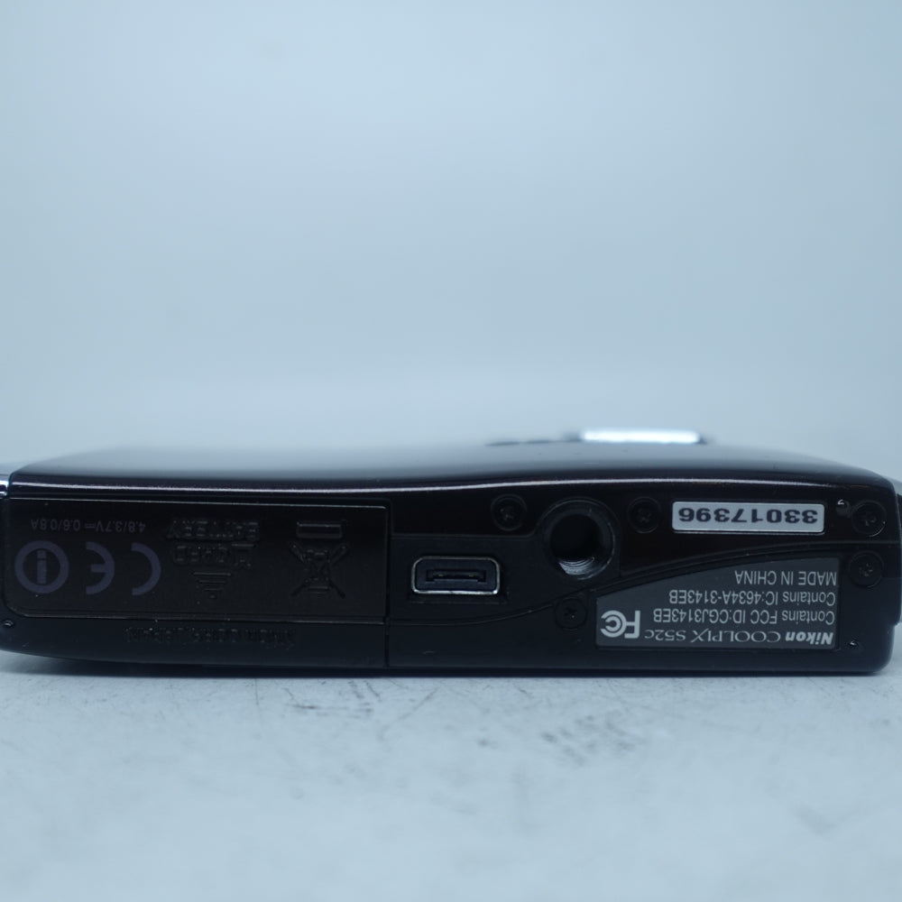 Used Nikon CoolPix S52c | Brown | U9