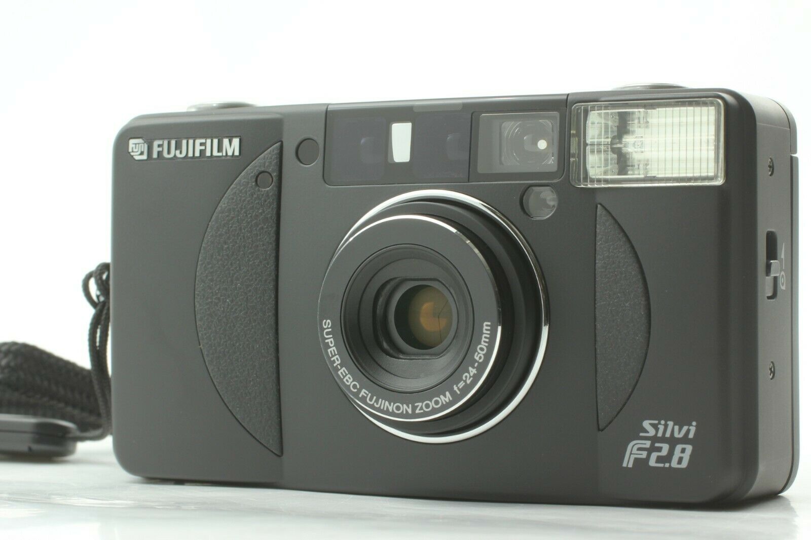 Used Fujifilm Silvi Zoom Black 24-50mm - Used Very Good