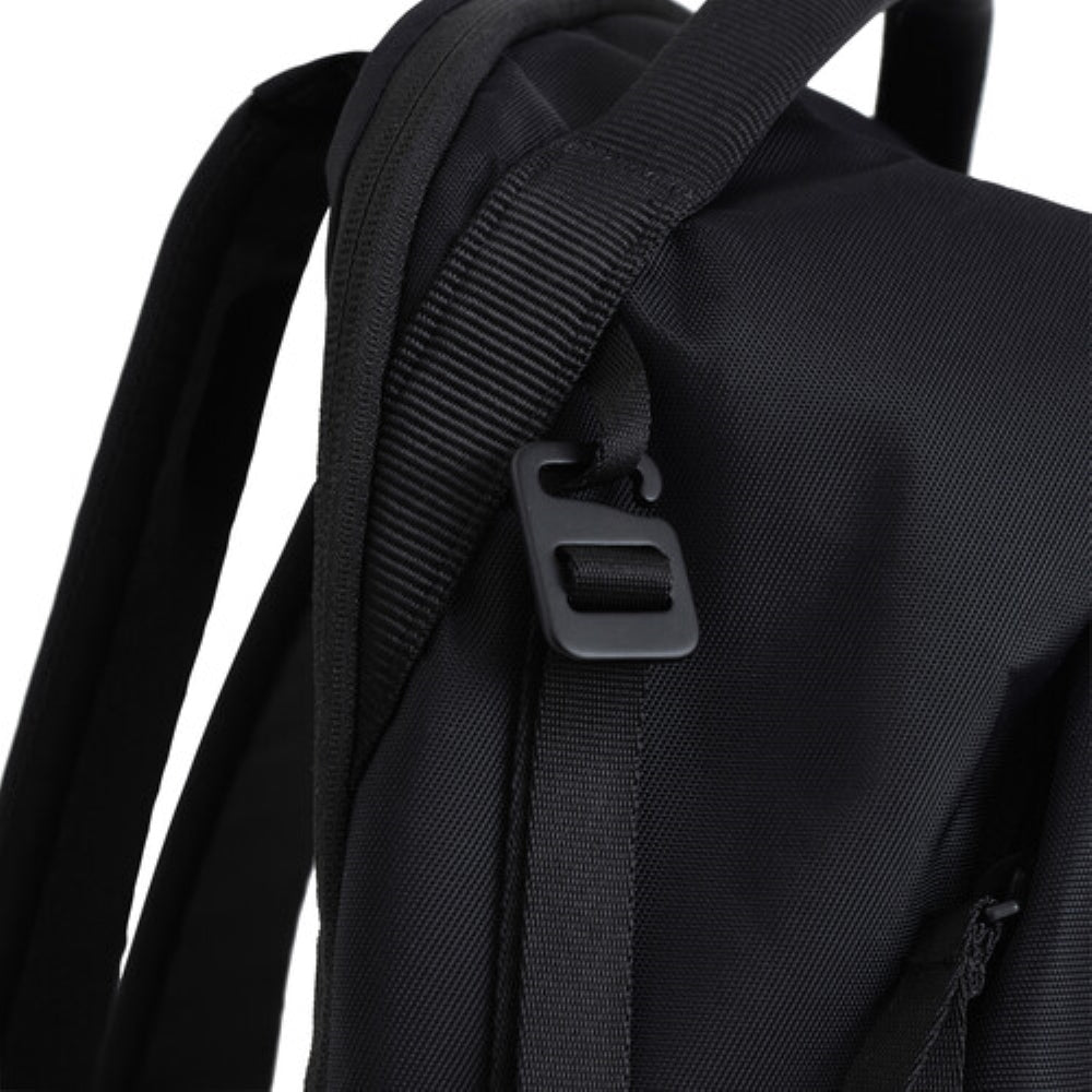 Urth Norite 24L Modular Backpack | Black