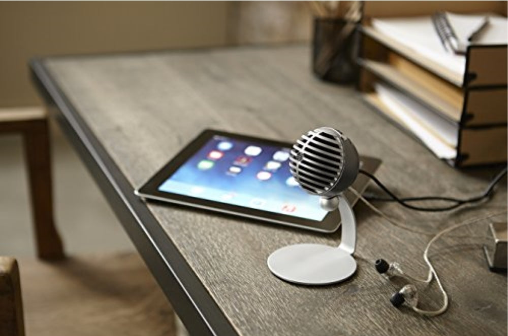 Shure MV5 Digital Condenser Microphone (Black) + USB & Lightning Cable