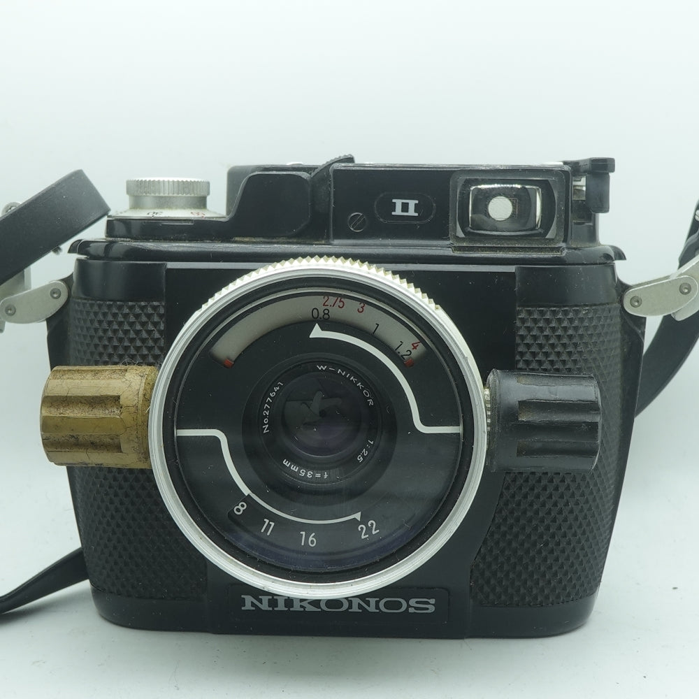 Used Nikonos II | 35mm | U7