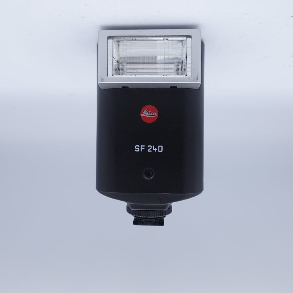 Used Leica SF 240 Flash | Black | U9