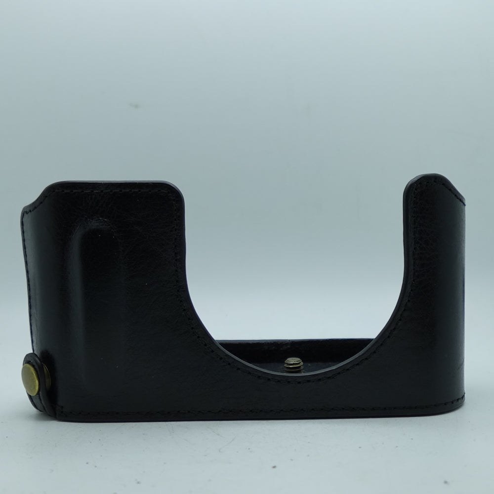 Used Generic Leica Q Leather Case | Black | U8