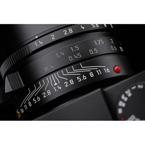 Leica Summilux-M 35mm f/1.4 ASPH. Lens | Black, 2022 Version