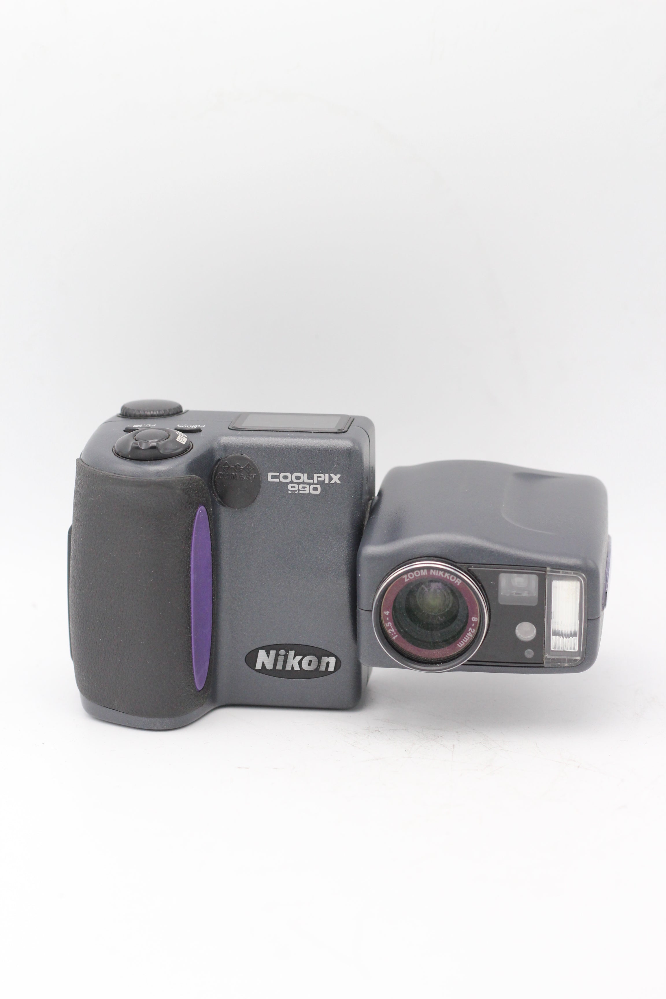 Deals Nikon Coolpix 990