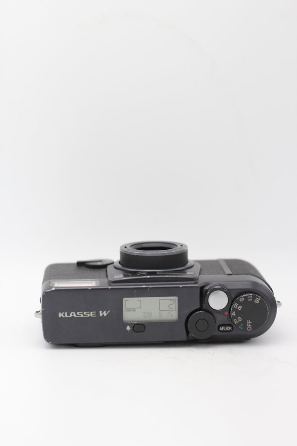 Used Fuji Klasse W f/2.8 28mm Lens Black - Used Good
