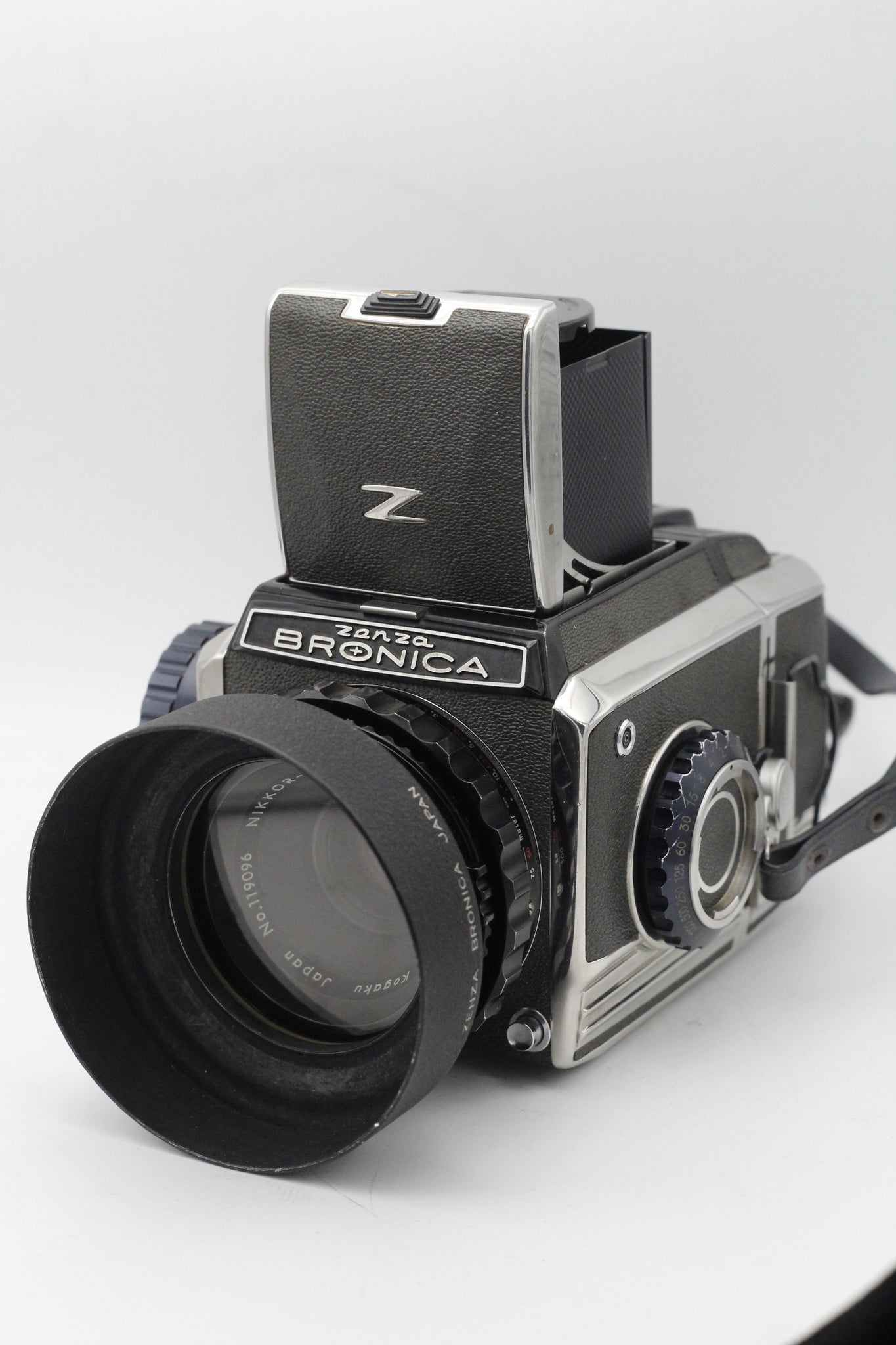 Used Bronica Zenza S2 with 120 film back and Nikkor-P 75mm f/2.8