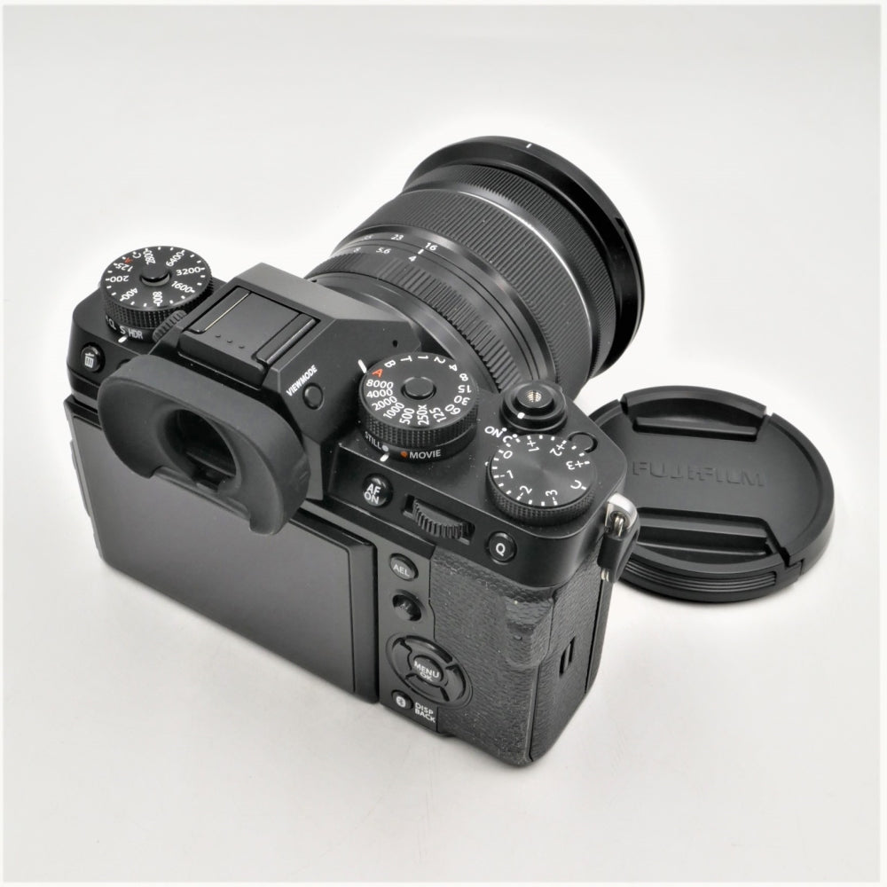 Comprar Fujifilm X-T5 negra + 16-80 mm F4