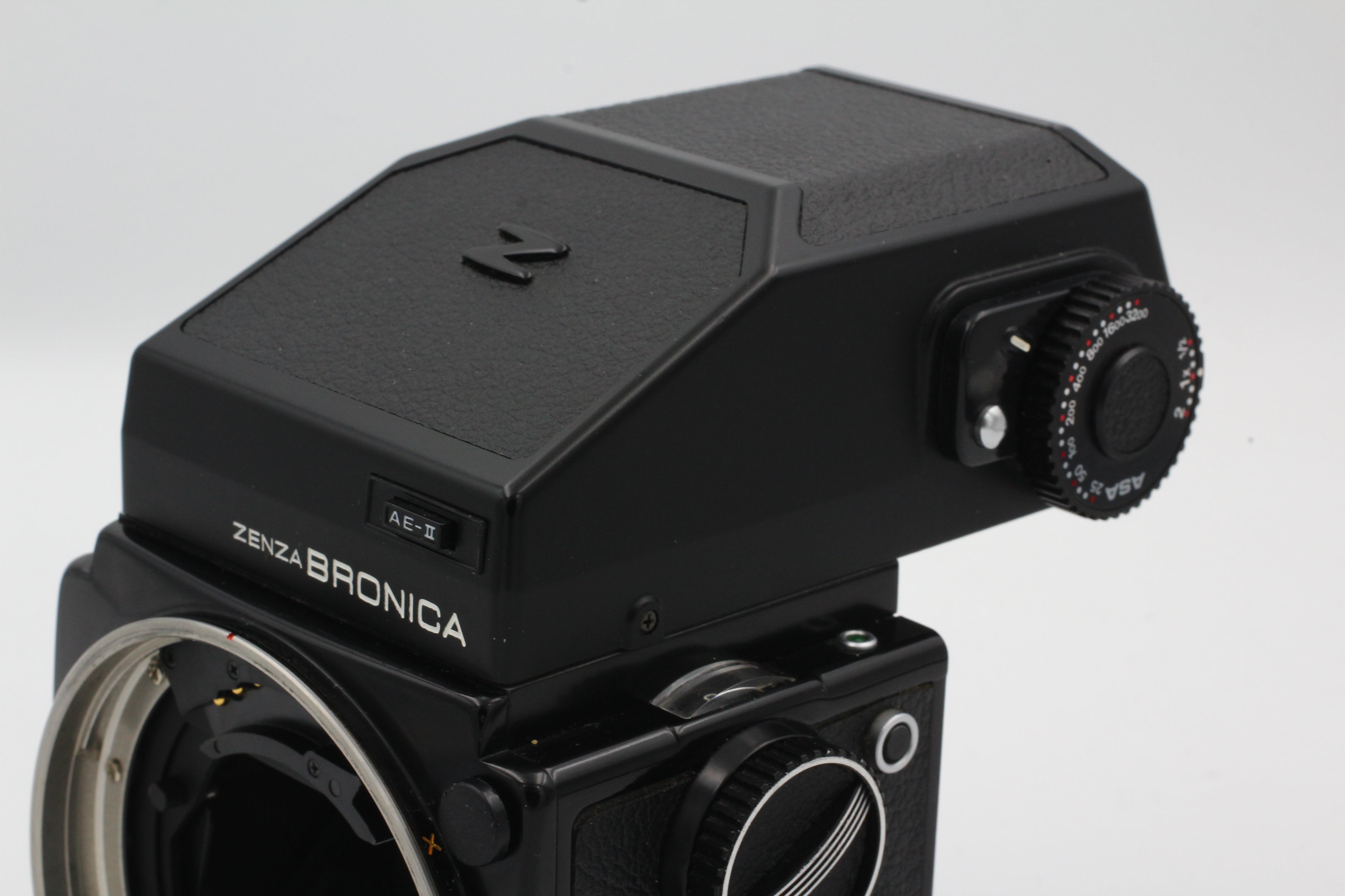 Used Bronica ETR AEII Prism Used Very Good