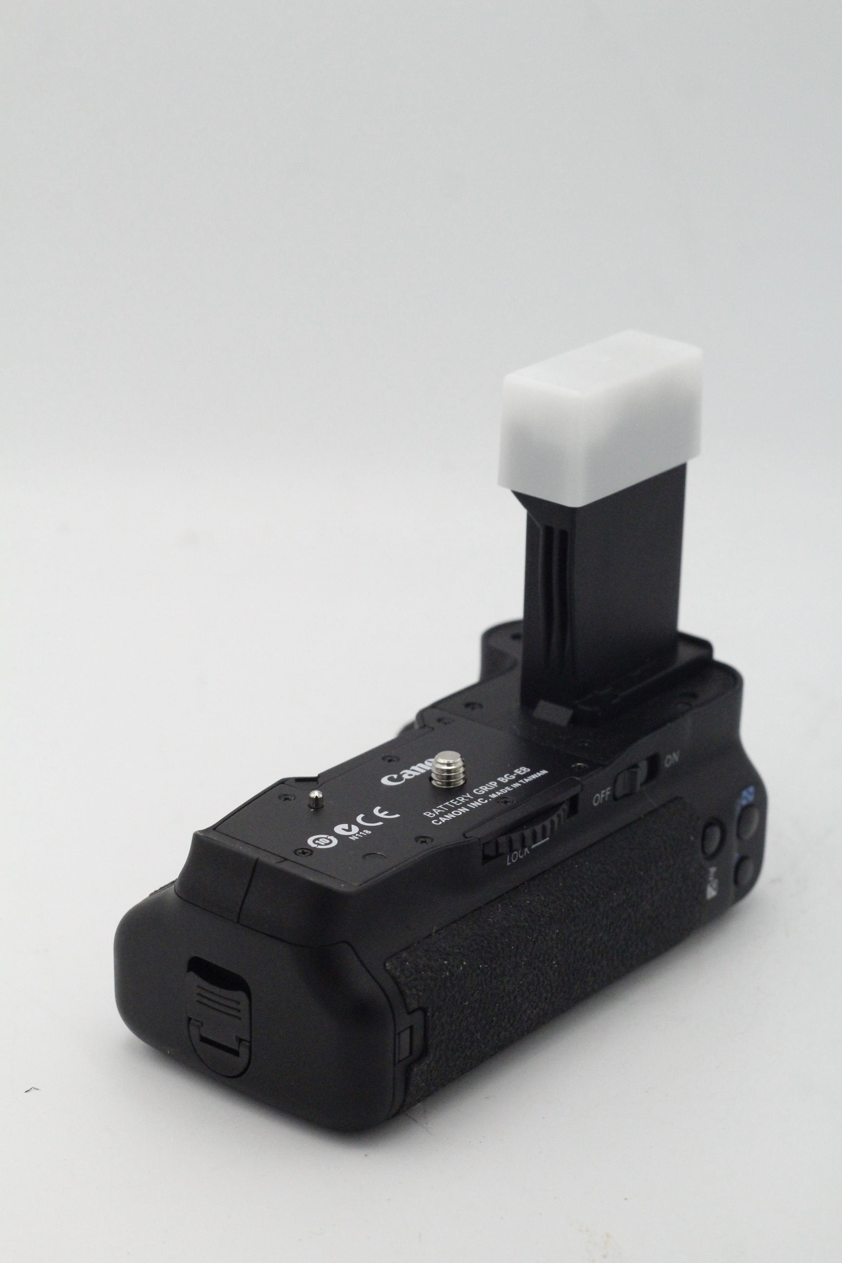 Used Canon Battery Grip BG-E8 for EOS - Used Very Good