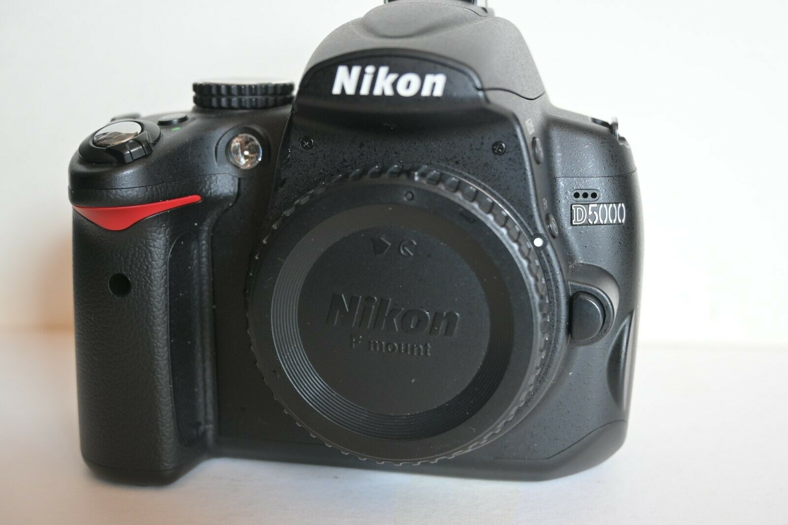 Used Nikon D5000 - Used Very Good