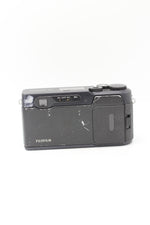 Used Fuji Klasse W f/2.8 28mm Lens Black - Used Good