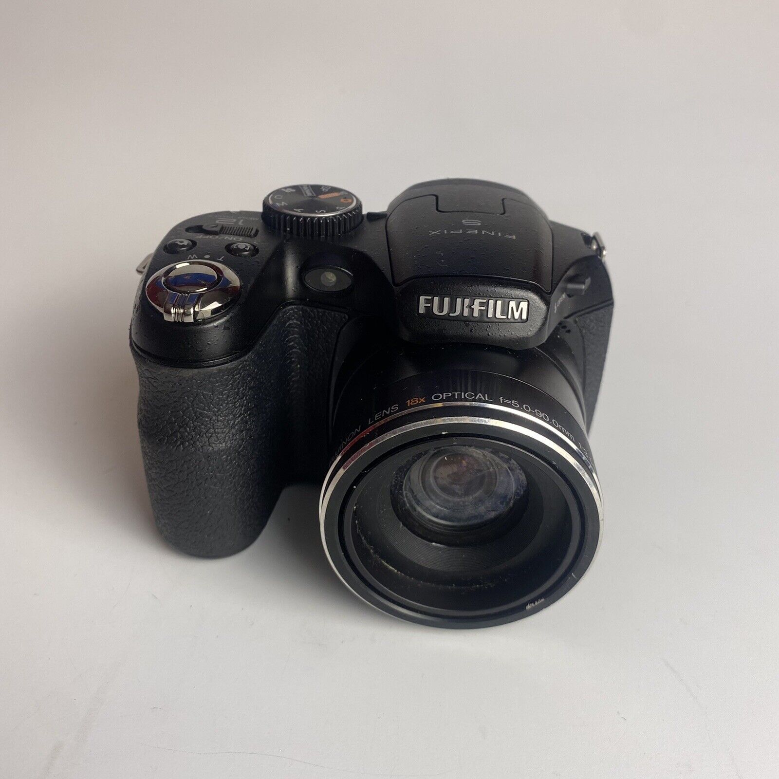 Used Fujifilm FinePix S1800 Black - Used Very Good